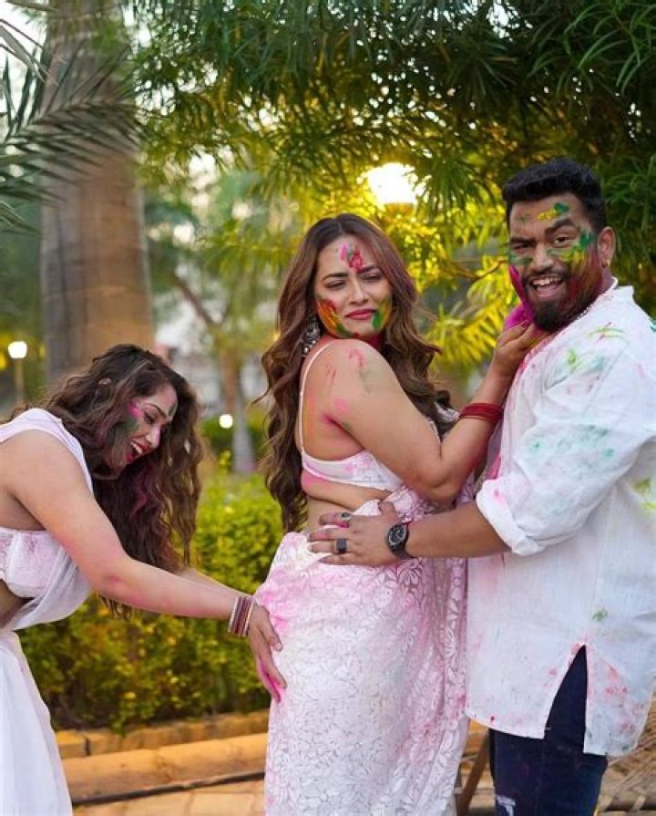 Aditi Mistri Live: Unveiling the Rise of a Digital Sensation