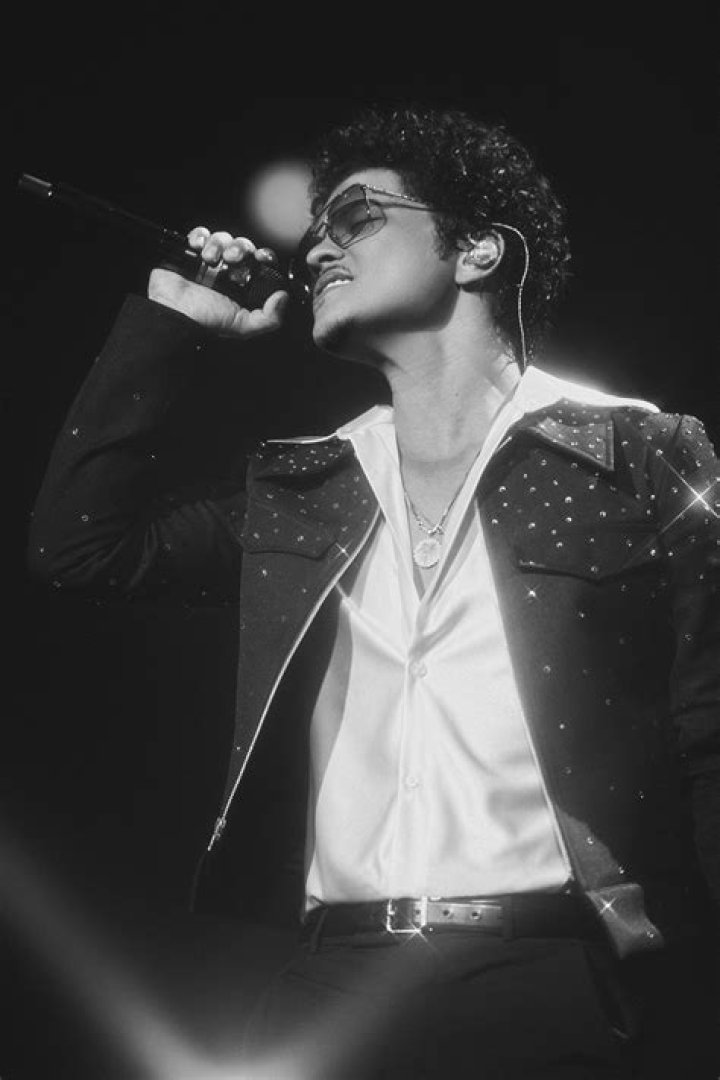 Exploring the Black and White Side of Bruno Mars: A Comprehensive Guide