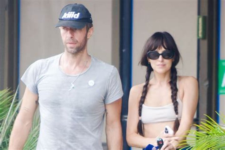 Chris Martin Relationships: A Comprehensive Look into the Life and Loves of Coldplay's Lead Singer