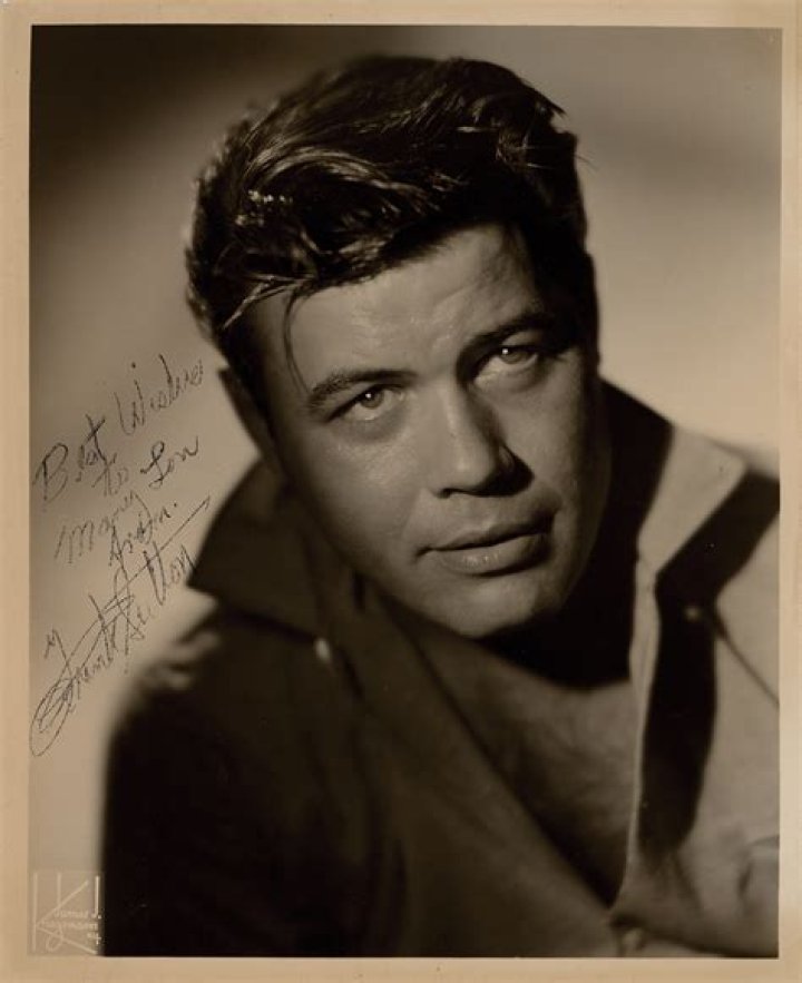 Frank Sutton Net Worth: Exploring the Wealth of the Iconic Actor