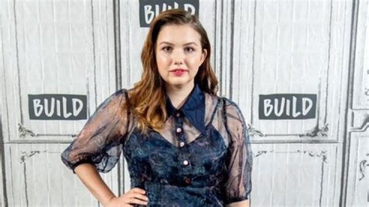 Hannah Murray Weight Gain: Understanding the Journey and Media Influence