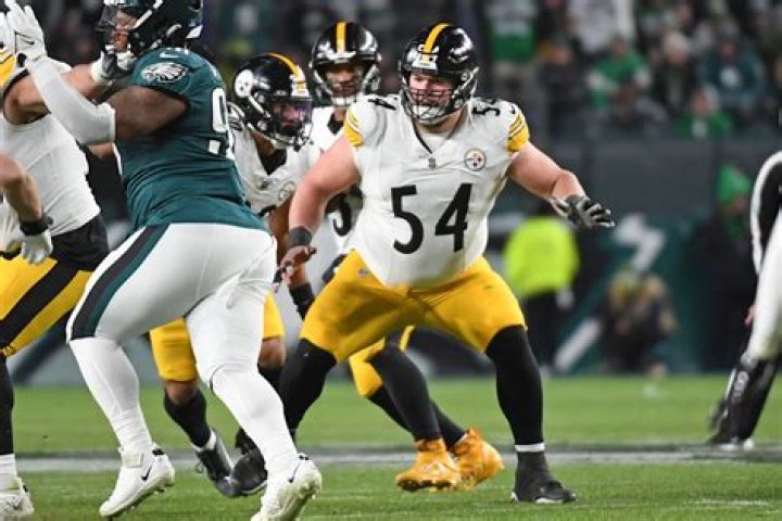 Top Centers in NFL: Unveiling the Best Offensive Linemen in the League